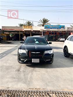 کرایسلەر 300